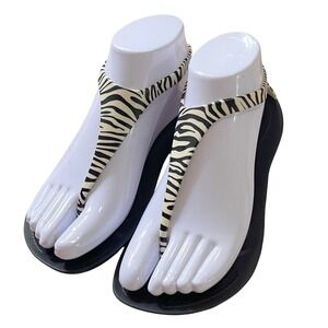 Crocs Sexi Flip Flops 5 Serena Comfort T Strap Thong Slip On Sandals zebra print